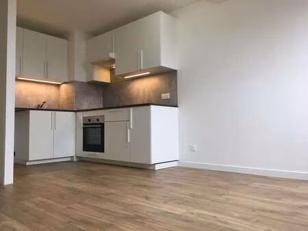 location appartement 2 pièces à valenciennes (59300) : à louer 2 pièces / 54m² valencienne