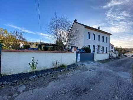 location maison meublé à zetting (57905) : à louer meublé / 160m² zetting