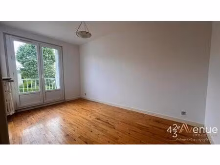 appartement t3 64m2  garage et parking