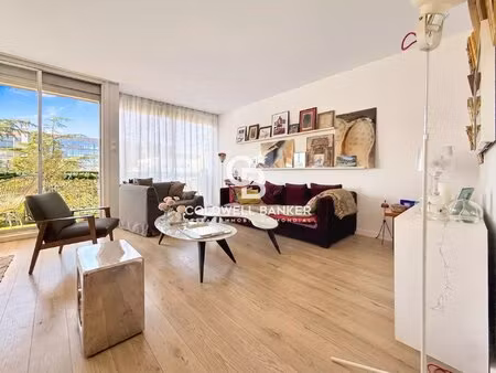 suresnes/carnot-gambetta - appartement 4 pièces  balcon  cave et parking -