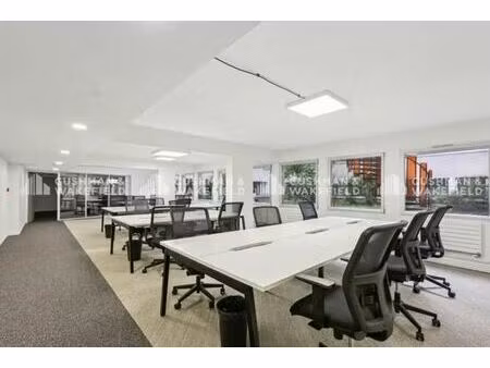 location bureaux 100 m² à 1 500 m²
