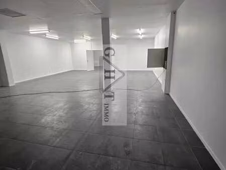 vente entrepôt limeil brevannes 94450 215m²