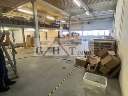 location entrepôt noisy le grand 93160 345m²