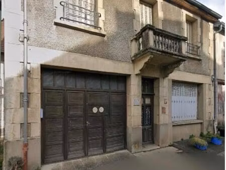maison familiale de caractère  149 m2 habitables sur 1275 m2 de terrain.