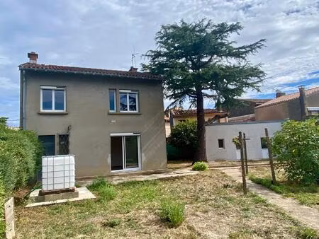 maison d'habitation rénovée avec garage  jardin et dépendance
