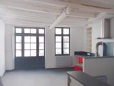 maison 2 chambres et un bureau