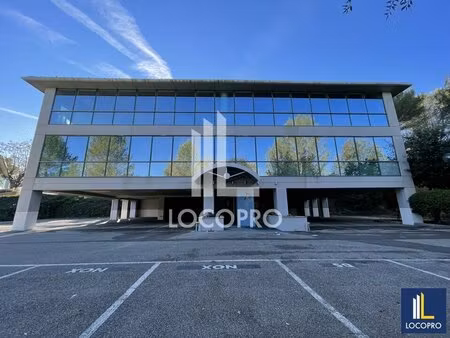 location bureaux 115 m²