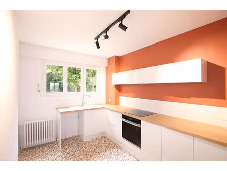 appartement t3 - limite lyon 5