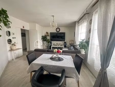 savigny bourg   appartement 3 pièces en rez-de-chaussée