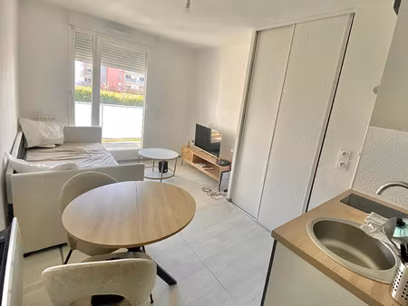 studio 18 m2 avec stationnement