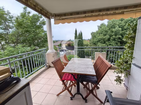 appartement de type 3 avec terrasse