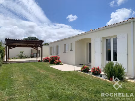 propriété de 152m2 habitables au global  une maison 3 chambres