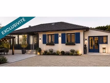 maison 4 pièces 2500m2 de jardin