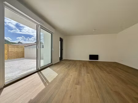 appartement 4 pièces 97 m² à louer saint-pierre-la-noue 17700 ? | era immobilier