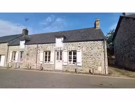 vente maison 4 pièces 85 m² à la pallu (53140)  55 000 €