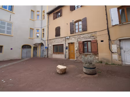 bureaux 2 pièces 33 m² à vendre / acheter chasselay 69380 ? | era immobilier