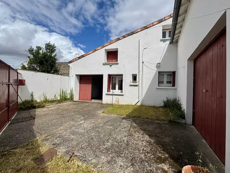 maison 4 pièces 97 m² à vendre / acheter saint-pierre-la-noue 17700 ? | era immobilier