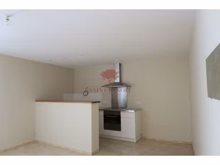 location appartement 2 pièces 47m² aniane 34150