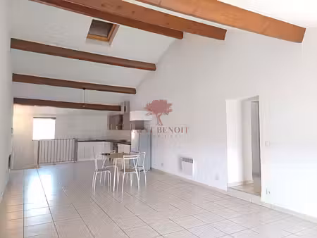 location appartement 3 pièces 95m² aniane 34150