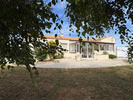 maison 4 pièces 98 m² à vendre / acheter surgères 17700 ? | era immobilier