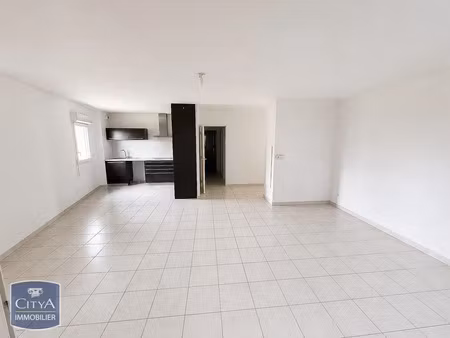 appartement à louer 3 pièces 72.3 m² - salon-de-provence (13) - 1 002€