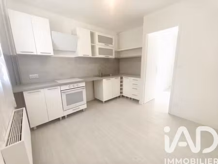 maison à laval (53000)