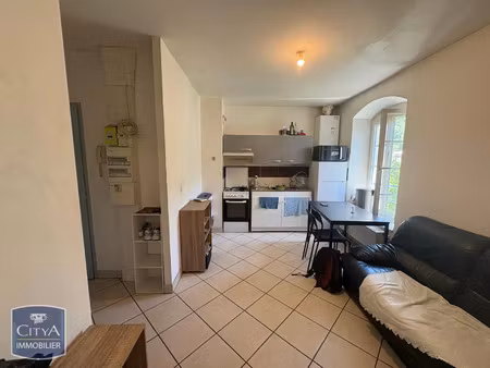 appartement à louer 2 pièces 30.42 m² - givors (69) - 283€