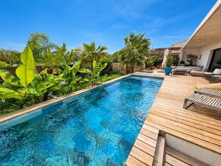 magnifique maison dans domaine sécurisé