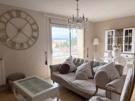 location appartement 4 pièces 81 m² à carcassonne (11000)