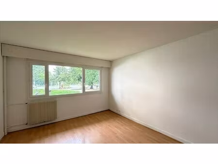 location appartement 1 pièce 29m²