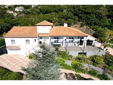 les issambres   villa 185 m²   5 pièces   vue degagée jusqu'à la mer
