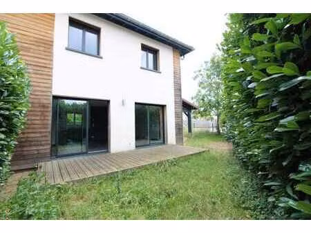 location maison 4 pièces 89m²