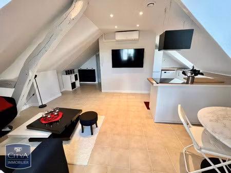 appartement à louer 4 pièces 42.27 m² - saint-cyr-sur-loire (37) - 990€