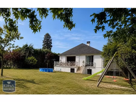 maison à louer 4 pièces 140.65 m² - saumur (49) - 1 155€