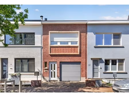 instapklaar huis met 2 volwaardige slaapkamers en tuin in deurne