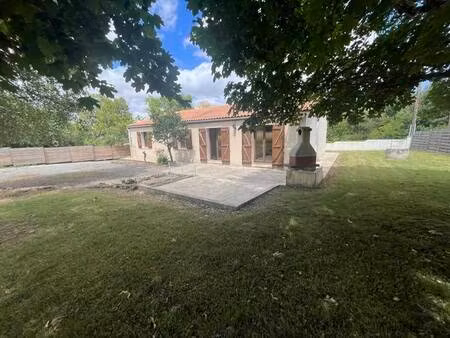 vente maison 4 pièces 88 m² asnières-la-giraud (17400)