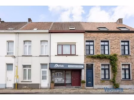 handelspand met woonst centrum asse