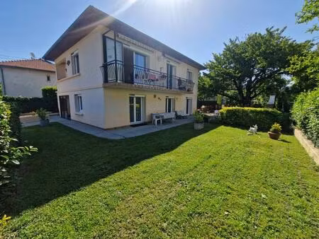 maison de 140 m² dans un bel environnement proche commanderie