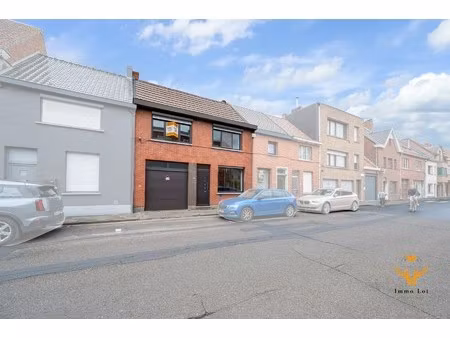 charmante woning met garage en tuin in centrum lokeren