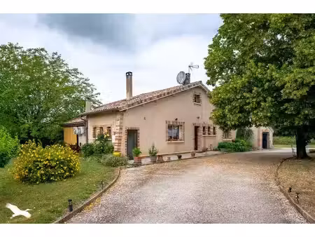 vente maison 6 pièces 148 m² montbartier (82700)