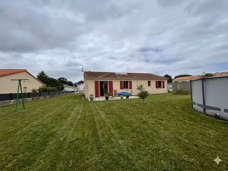 vente maison 6 pièces 102 m² saint-pierre-des-échaubrognes (79700)
