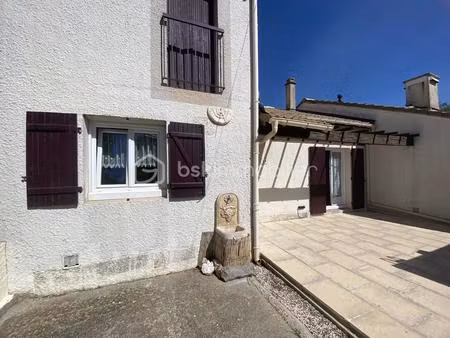 maison traditionnelle de 99 11 m² à saint-christol