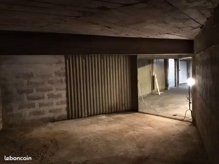 garage 26 m2 en haut de carnot