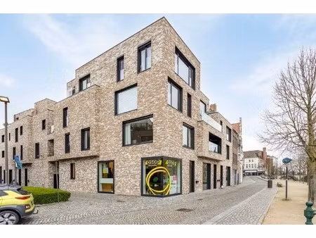 kantoorruimte centrum mechelen met zicht op de dijle