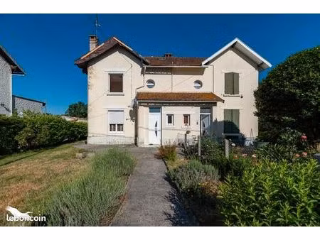 maison 3 pièces 82 m²