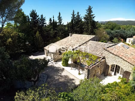 vente maison 11 pièces 260 m² lauris (84360)