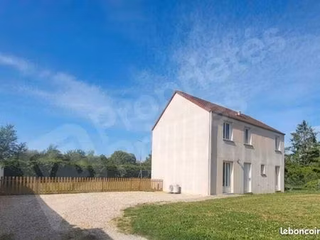 maison 6 pièces 130 m²
