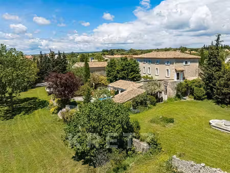 maison taulignan - 7 chambres - 550m²