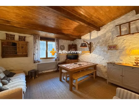 vente maison de village 3 pièces 74 m2 à guillestre