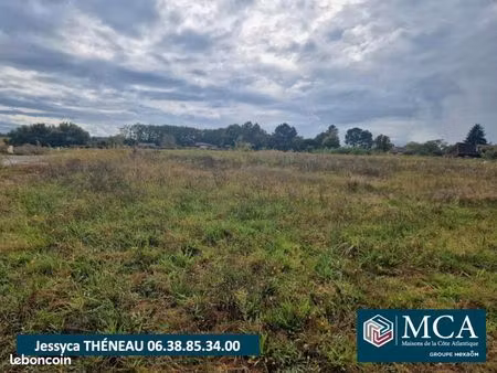 terrain 800 m² carcares sainte croix